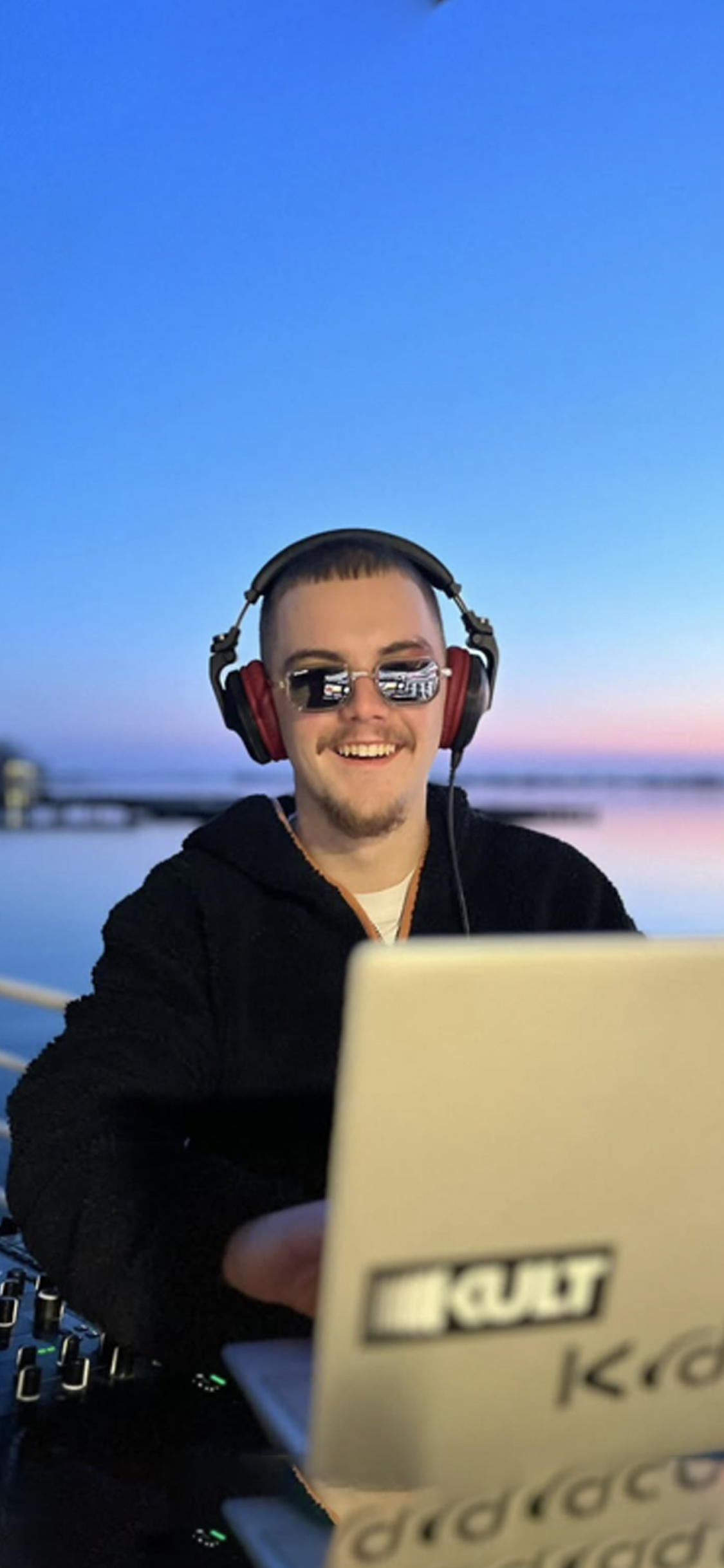DJ KOLE